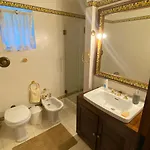 Holiday home Sleeps 12 With Pool And Parking Barcelos