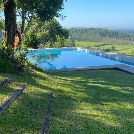 Sleeps 12 With Pool And Parking * Barcelos