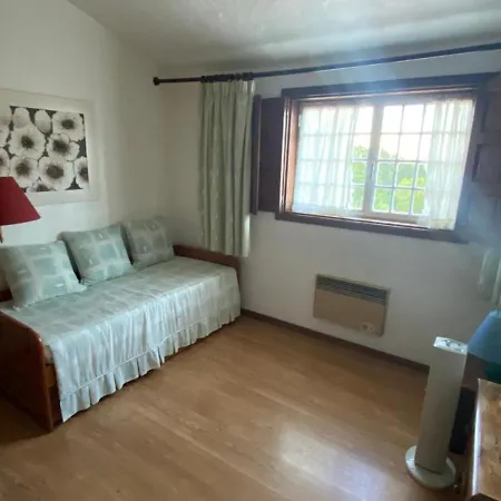 Cottage - Sleeps 12 - Pool - Parking Barcelos