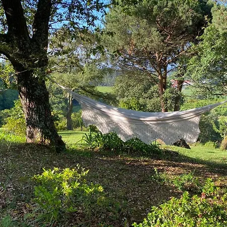 Cottage - Sleeps 12 - Pool - Parking Barcelos