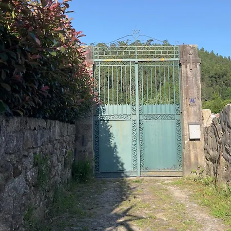 Hébergement de vacances Cottage - Sleeps 12 - Pool - Parking