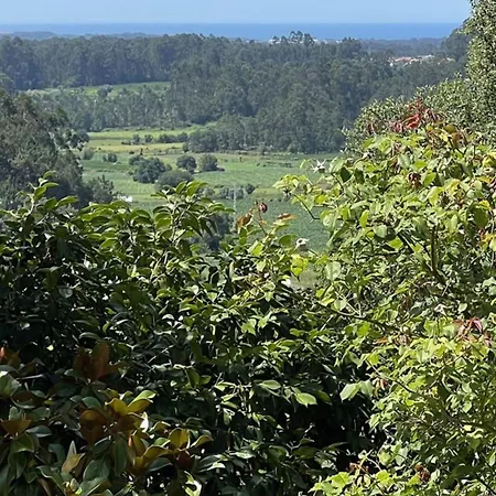 Sleeps 12 With Pool And Parking *