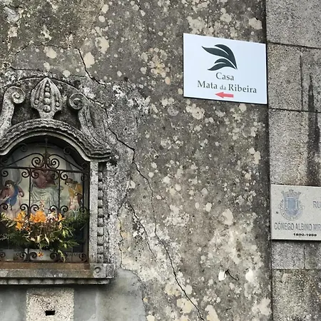 Sleeps 12 With Pool And Parking Barcelos