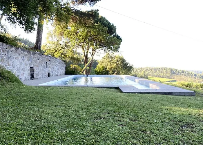 Holiday home Sleeps 12 With Pool And Parking Barcelos