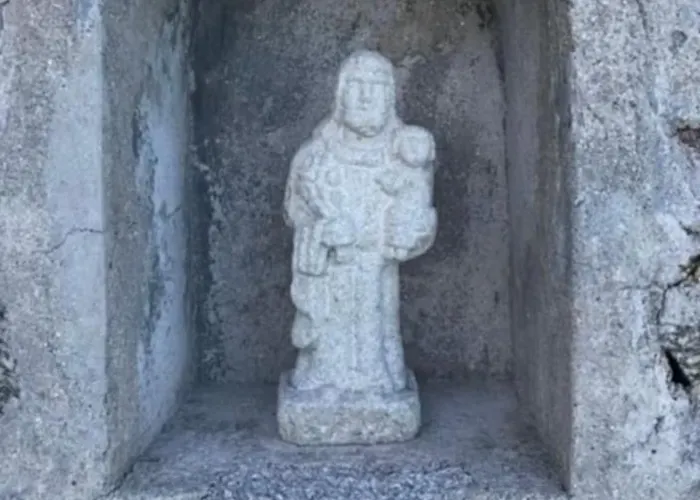 Sleeps 12 With Pool And Parking Barcelos