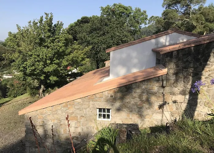 Sleeps 12 With Pool And Parking Hébergement de vacances Barcelos