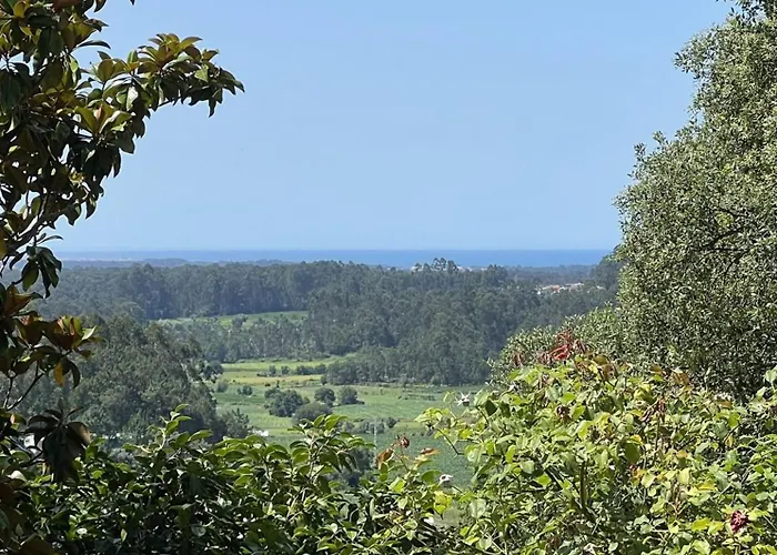 Sleeps 12 With Pool And Parking Holiday home *